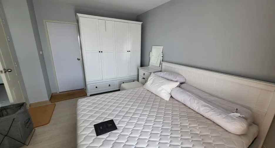 For rent 1 bed condo in Mueang Pathum Thani, Pathum Thani
