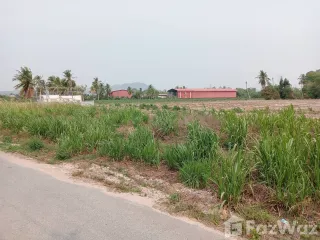 出售 土地 在 Ban Chang, Rayong