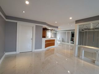 For rent 4 bedrooms condo in Sathon, Bangkok