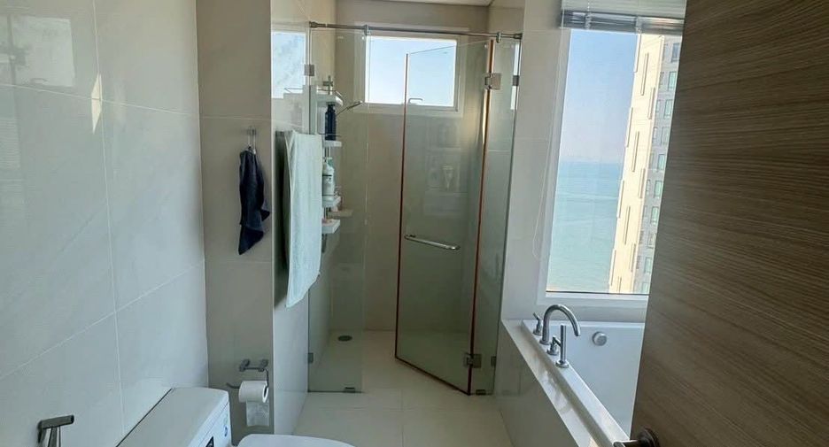 For sale 2 bedrooms condo in Jomtien, Pattaya