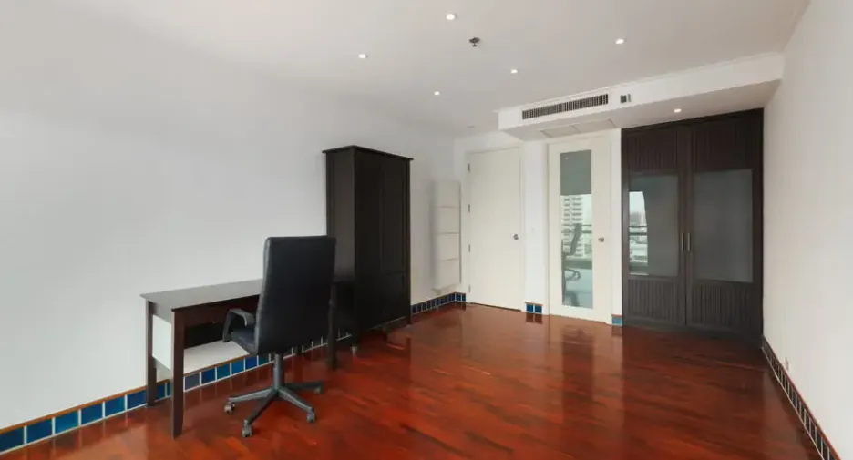 Wohnung zur Miete und zum Kauf mit 2 Zimmer in Sathon, Bangkok