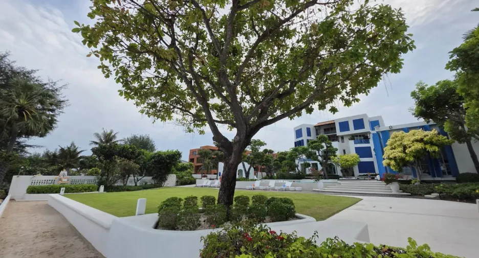 For rent 2 bedrooms condo in Hua Hin, Prachuap Khiri Khan