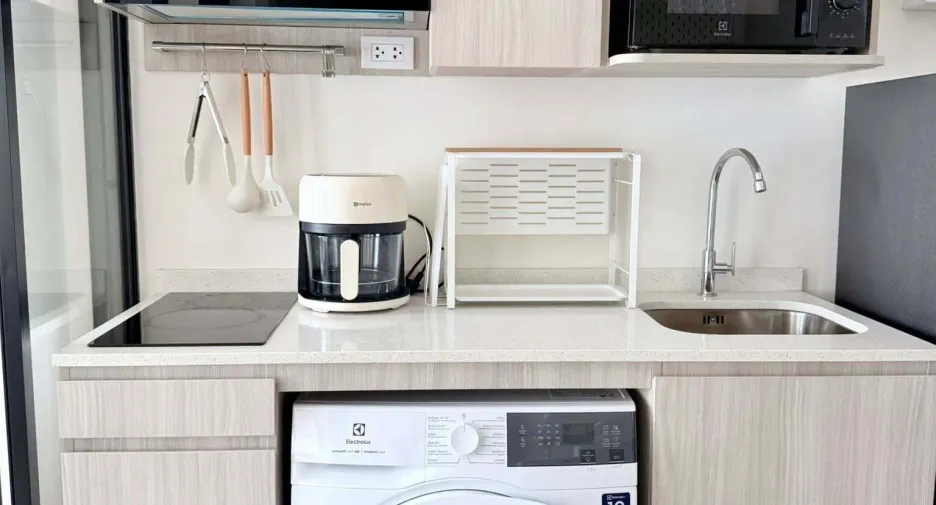 For rent studio condo in Bang Na, Bangkok