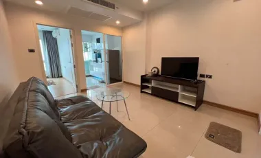 For rent 1 bed condo in Huai Khwang, Bangkok