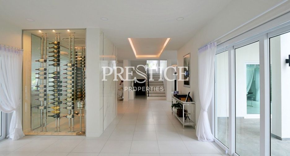 For sale and for rent 7 bedrooms house in Bang Lamung, Chonburi