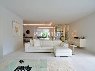 À vendre et à louer 7 chambres maison à Bang Lamung, Chonburi