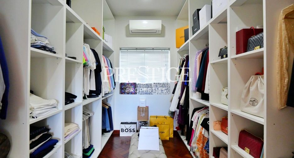 For sale and for rent 7 bedrooms house in Bang Lamung, Chonburi