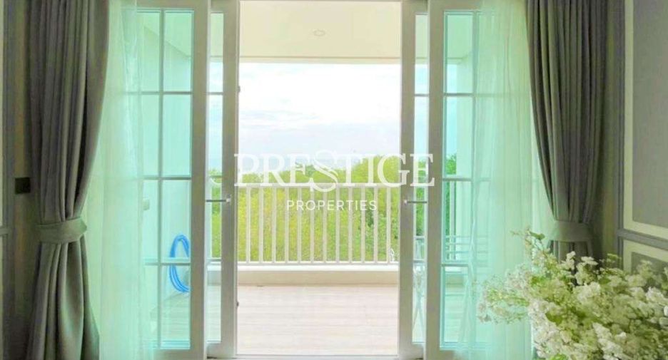For rent 3 bedrooms condo in Sattahip, Chonburi