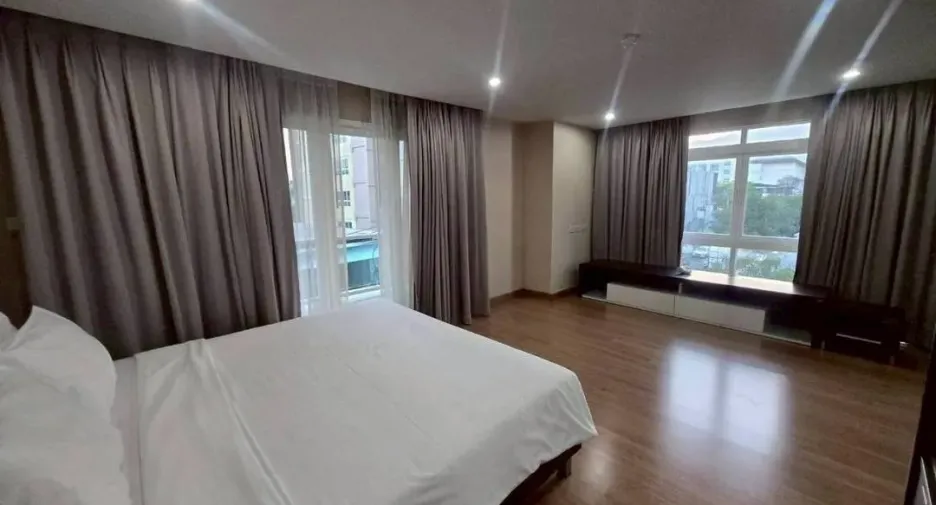 For sale 2 bedrooms condo in Mueang Chiang Mai, Chiang Mai