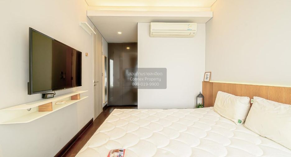 For sale 2 bedrooms condo in Khlong Toei, Bangkok