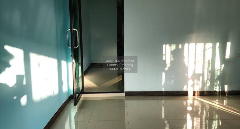 For sale 3 bedrooms townhouse in Lam Luk Ka, Pathum Thani