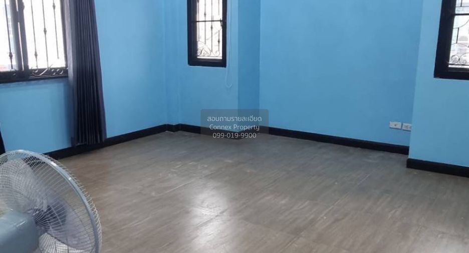 For sale 3 bedrooms townhouse in Lam Luk Ka, Pathum Thani