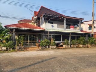 For sale 3 bedrooms townhouse in Lam Luk Ka, Pathum Thani