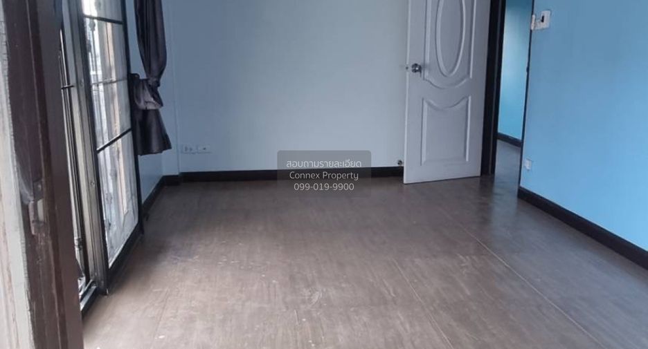 For sale 3 bedrooms townhouse in Lam Luk Ka, Pathum Thani