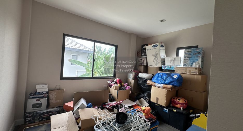 For sale 4 bedrooms house in Thanyaburi, Pathum Thani