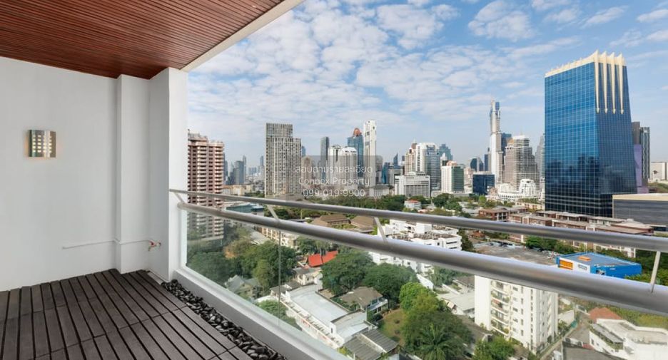 For sale 2 bedrooms condo in Sathon, Bangkok