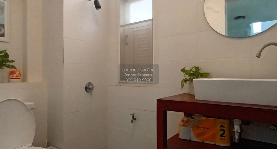 For sale 3 bedrooms house in Bang Kapi, Bangkok