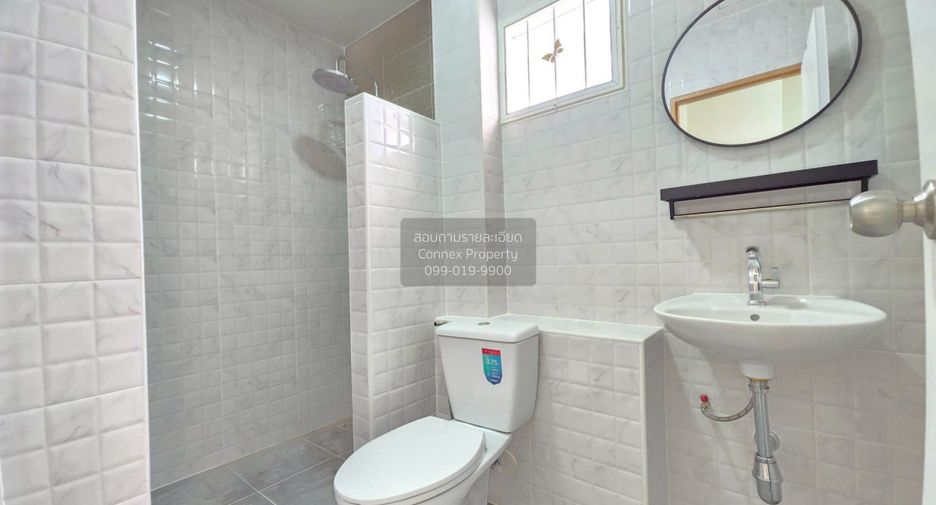 For sale 4 bedrooms townhouse in Lam Luk Ka, Pathum Thani