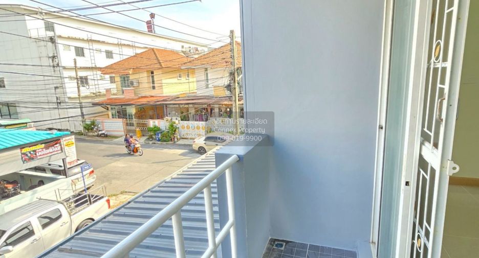 For sale 4 bedrooms townhouse in Lam Luk Ka, Pathum Thani