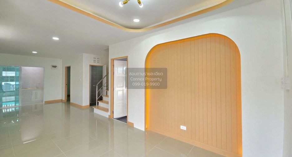 For sale 4 bedrooms townhouse in Lam Luk Ka, Pathum Thani