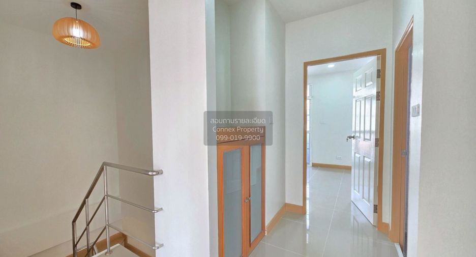For sale 4 bedrooms townhouse in Lam Luk Ka, Pathum Thani
