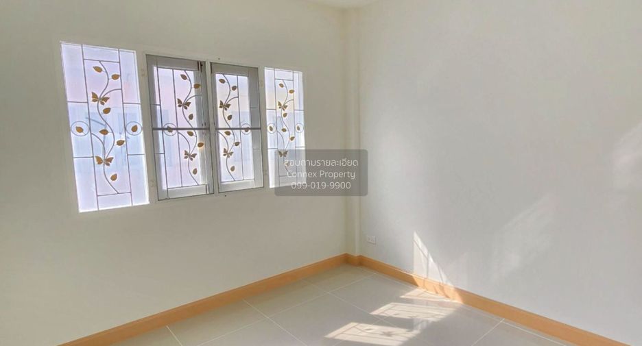 For sale 4 bedrooms townhouse in Lam Luk Ka, Pathum Thani