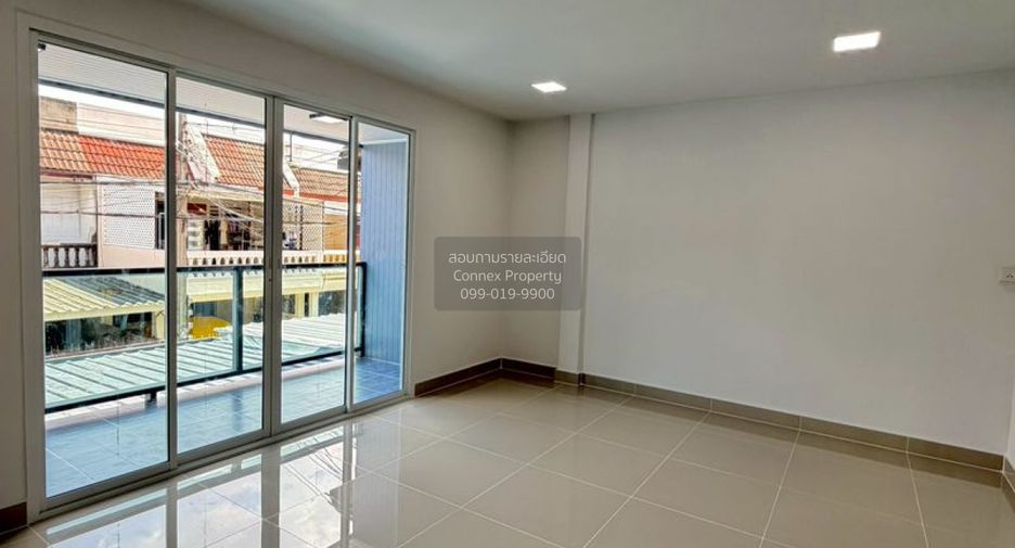 Reihenhaus zum Kauf mit 3 Zimmer in Mueang Nonthaburi, Nonthaburi