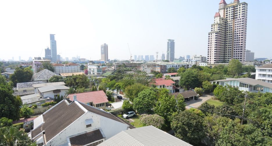For sale 1 bed condo in Phaya Thai, Bangkok