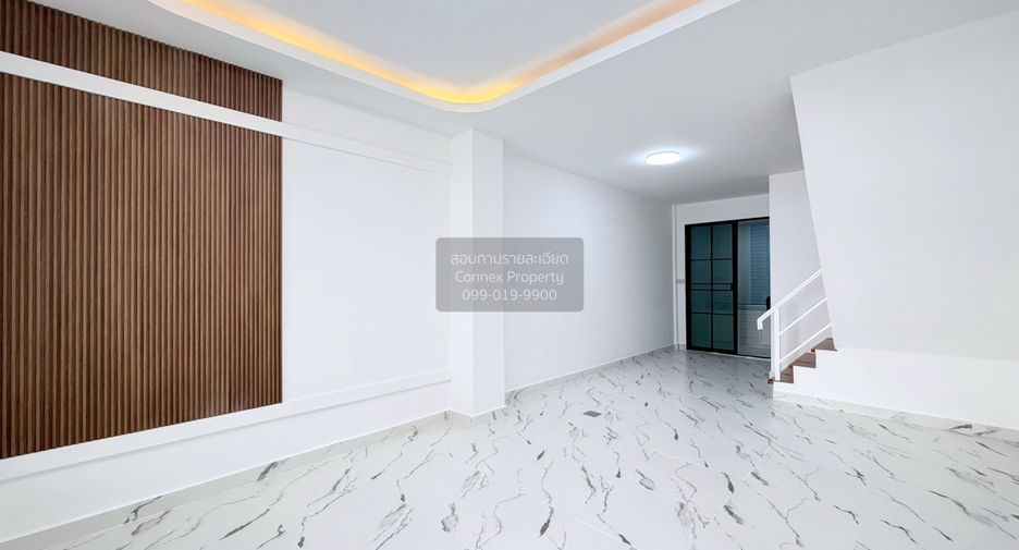 Casa adosada en venta de 2 habitaciones en Lam Luk Ka, Pathum Thani