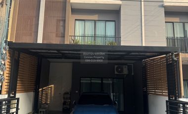 Reihenhaus zum Kauf mit 4 Zimmer in Phasi Charoen, Bangkok