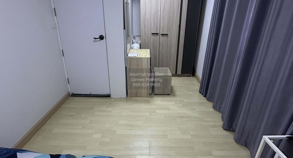 Casa adosada en venta de 4 habitaciones en Phasi Charoen, Bangkok