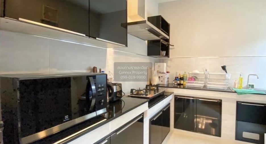 For sale 4 bedrooms house in Bang Phli, Samut Prakan