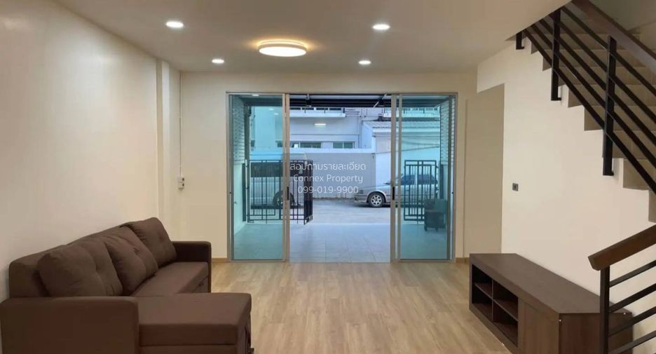 For sale 2 bedrooms townhouse in Bang Khen, Bangkok