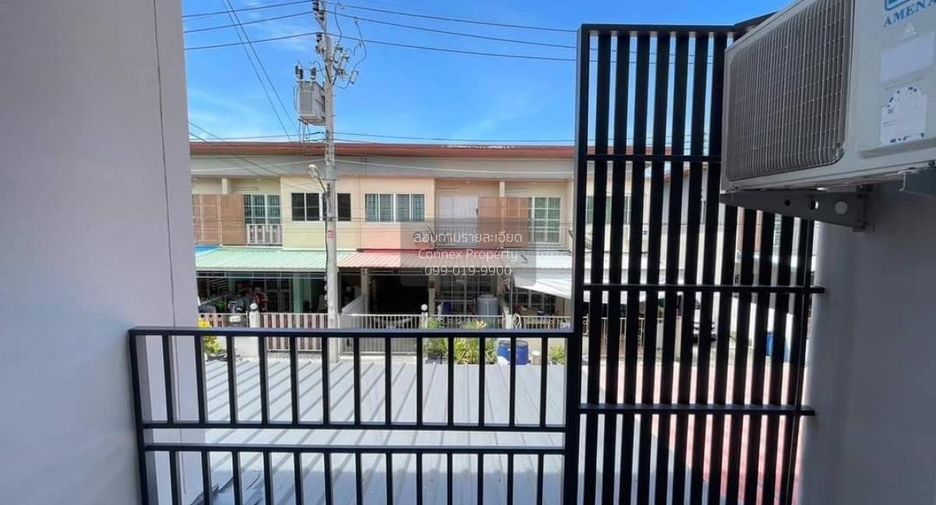 À vendre 3 chambres maison de ville à Mueang Samut Prakan, Samut Prakan