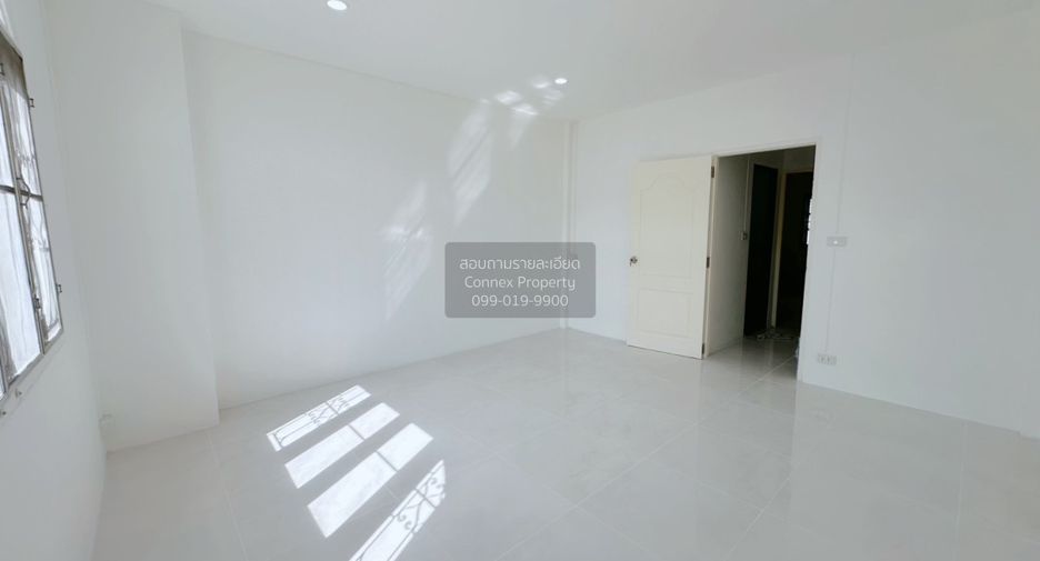 For sale 2 bedrooms townhouse in Prawet, Bangkok