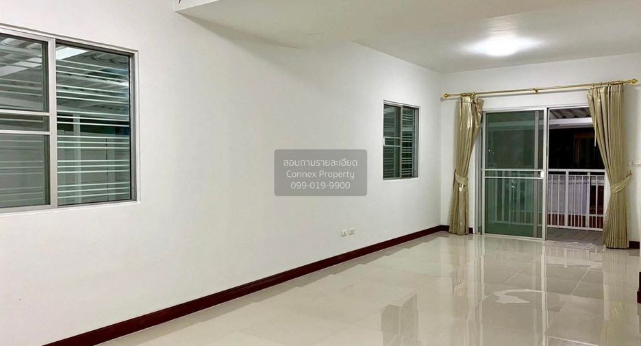 出售 3 卧室 联排别墅 在 Sam Phran, Nakhon Pathom