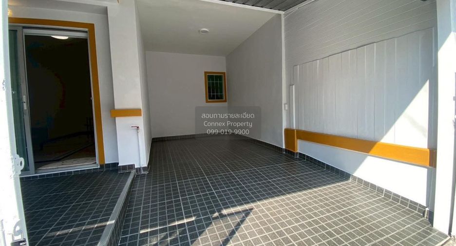 À vendre 3 chambres maison de ville à Sam Phran, Nakhon Pathom