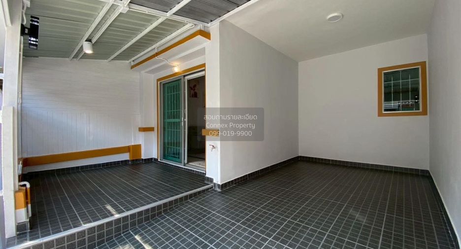 À vendre 3 chambres maison de ville à Sam Phran, Nakhon Pathom
