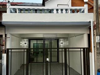 Продажа 2 спальни таунхаус в Mueang Nonthaburi, Нонтабури