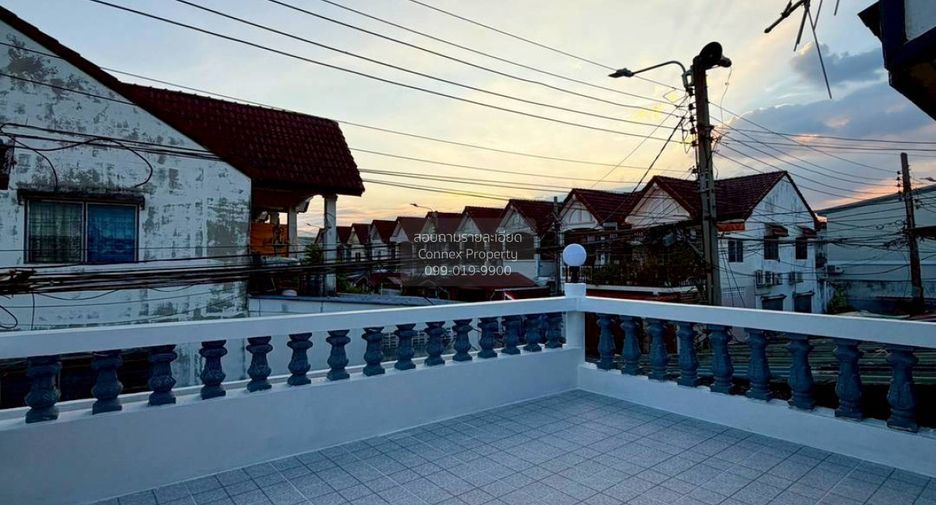Casa adosada en venta de 2 habitaciones en Mueang Nonthaburi, Nonthaburi