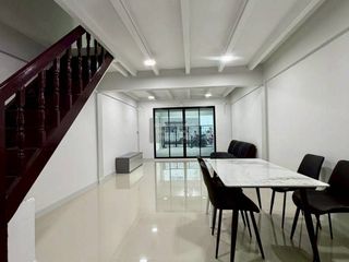 Продажа 2 спальни таунхаус в Mueang Nonthaburi, Нонтабури