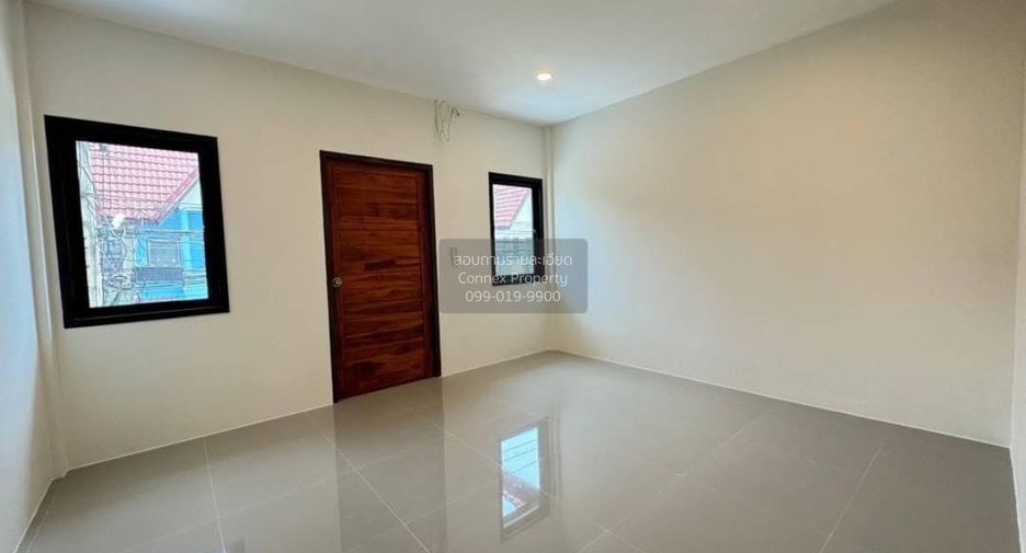 À vendre 3 chambres maison de ville à Sai Mai, Bangkok