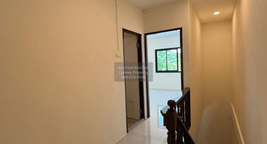 À vendre 3 chambres maison de ville à Sai Mai, Bangkok