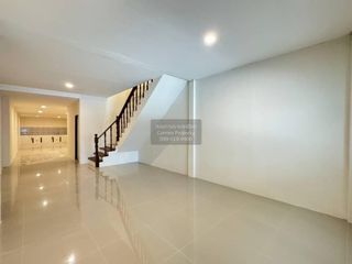For sale 3 bedrooms townhouse in Sai Mai, Bangkok