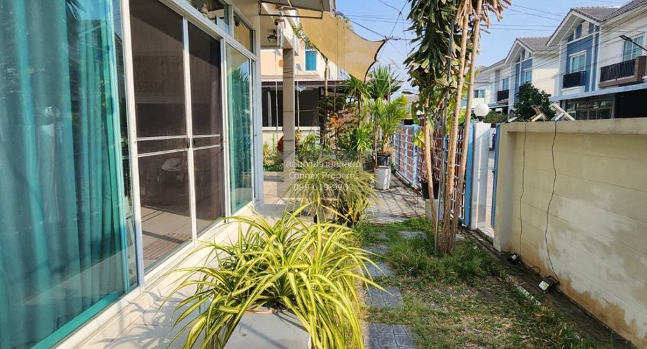 For sale 3 bedrooms house in Mueang Samut Prakan, Samut Prakan