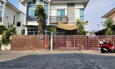 For sale 3 bedrooms house in Mueang Samut Prakan, Samut Prakan