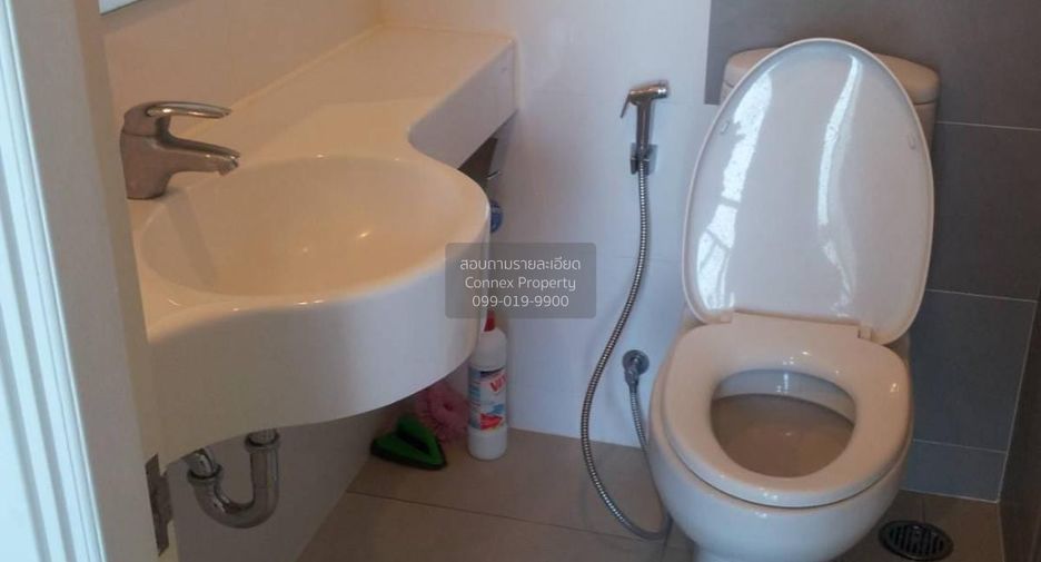 For sale 1 bed condo in Khlong Toei, Bangkok