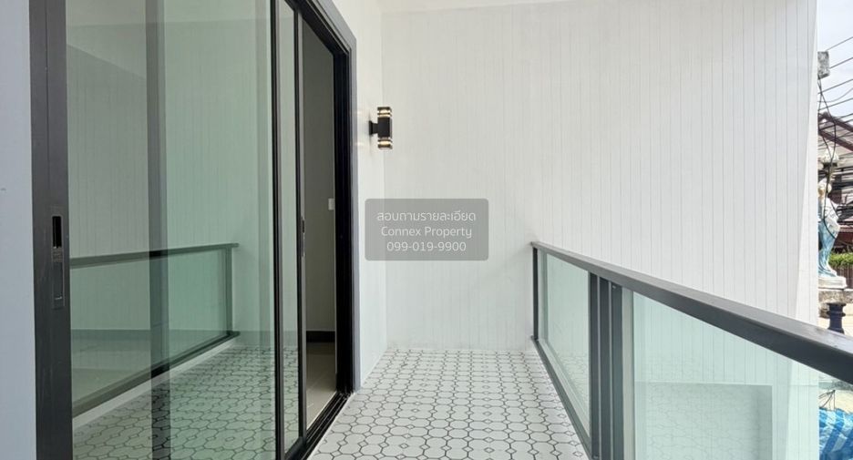 For sale 3 bedrooms townhouse in Pak Kret, Nonthaburi