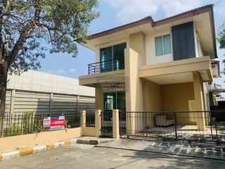 Продажа 3 спальни дом в Mueang Pathum Thani, Патумтани