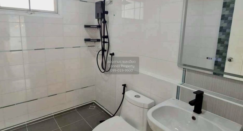 Haus zum Kauf mit 3 Zimmer in Bang Kruai, Nonthaburi